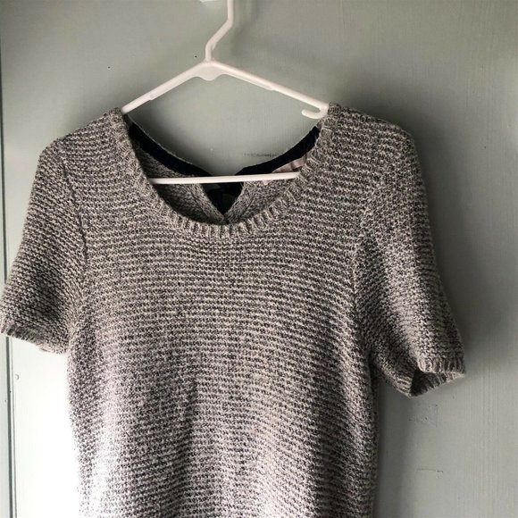 GAP Gray Heather SHORT SLEEVE SWEATER KEYHOLE TIE BACK SIZE Medium M - Picture 5 of 9